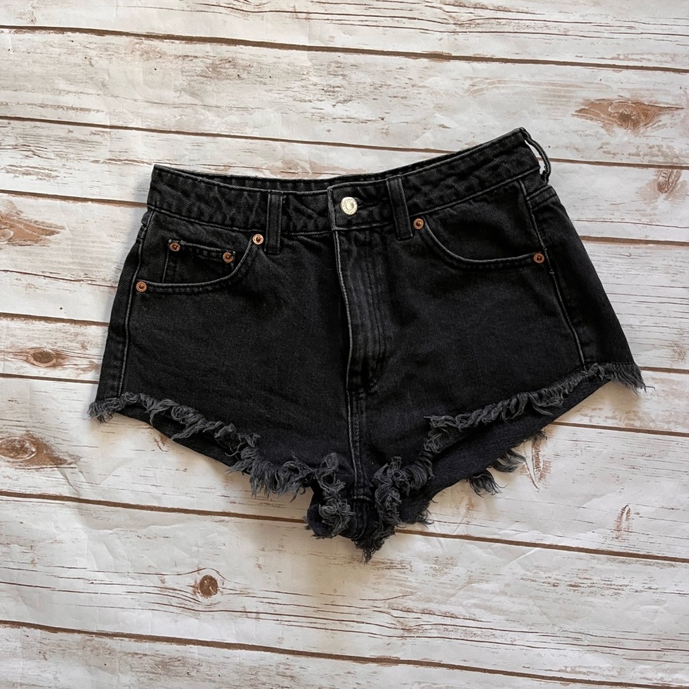 💜TOPSHOP black cutoff jean shorts
